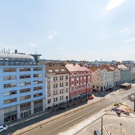 Brand New Studio Apartment #51 With Free Secure Parking In The Center Prag Dış mekan fotoğraf